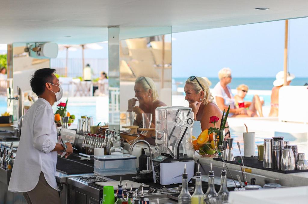 Sundance Dayclub Hua Hin - Resim 39