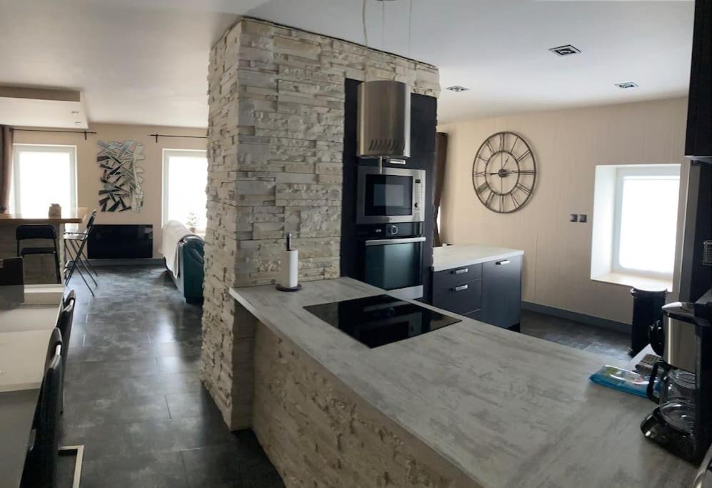 Kuchyňa alebo kuchynka v ubytovaní Bel appartement 115 m2 emplacement idéal