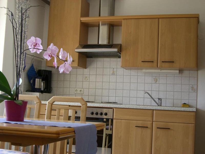 Kuchyň nebo kuchyňský kout v ubytování Ferienwohnung Jeller