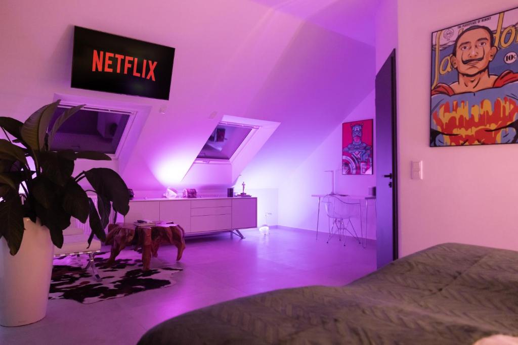 THE Penthouse at Eco Smart Apartments - Resim 17