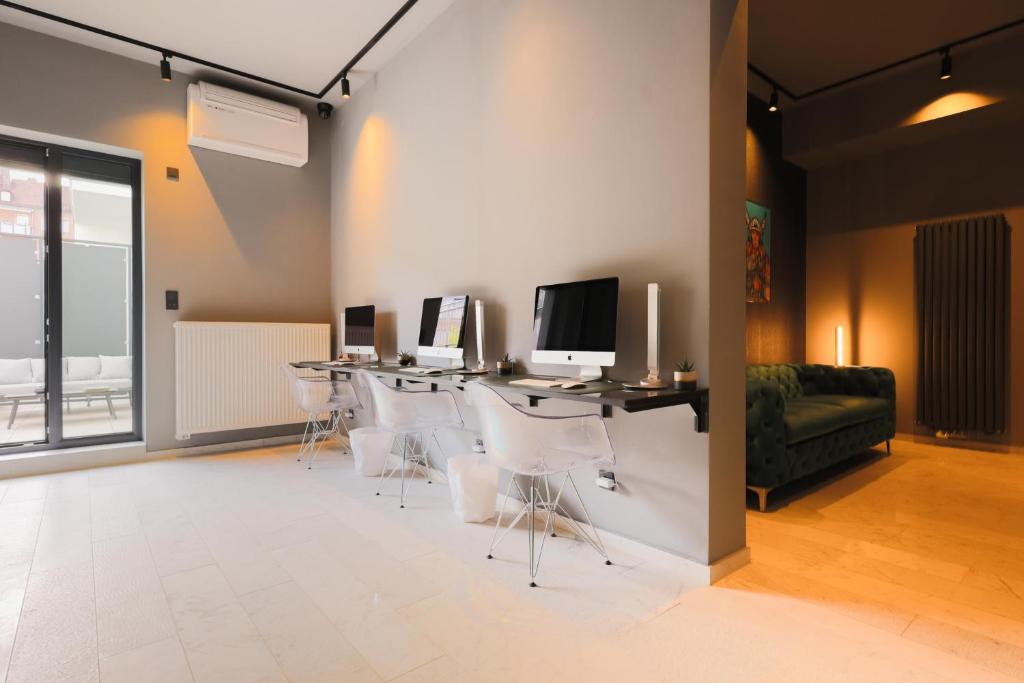 THE Penthouse at Eco Smart Apartments - Resim 28