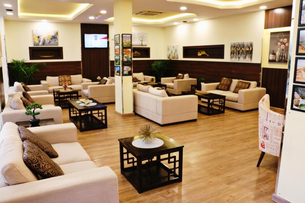 Posezení v ubytování Weekdays Hotel