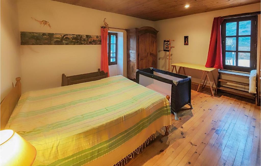 Posteľ alebo postele v izbe v ubytovaní Cozy Home In Olargues With Kitchen