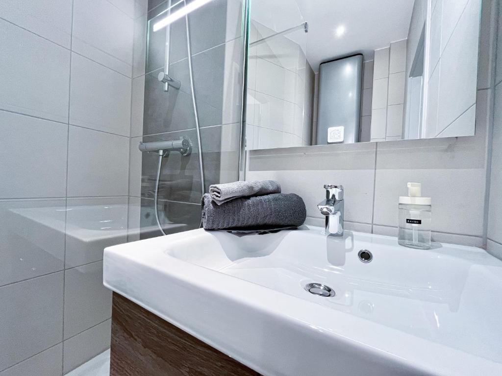 LE PARADIS FISCAL, 5min Bâle, parking privé – photo 8