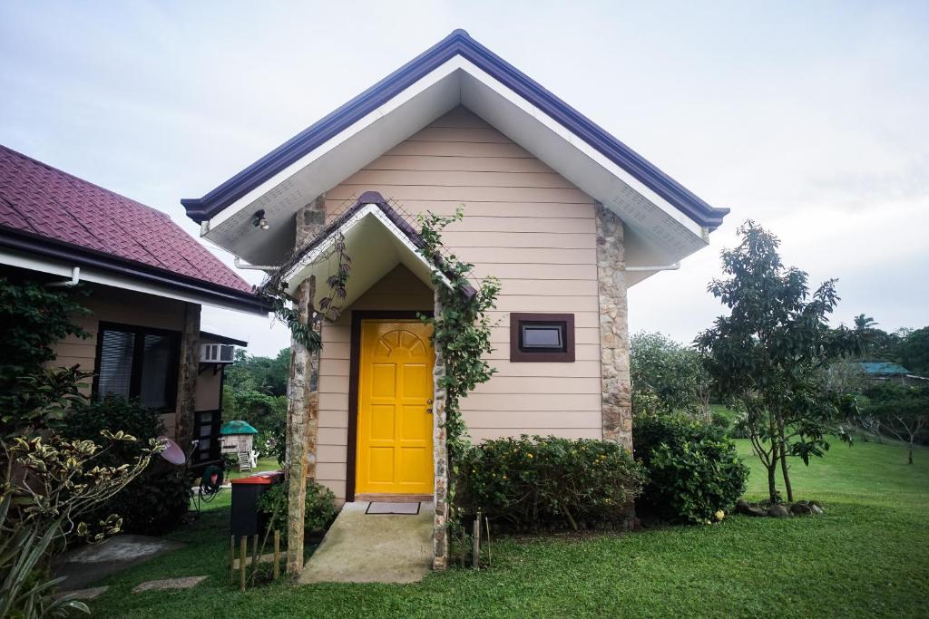 Tagaytay Foothills Cherimoya Farm Staycation - Deluxe Doppel- Oder Zweibettzimmer