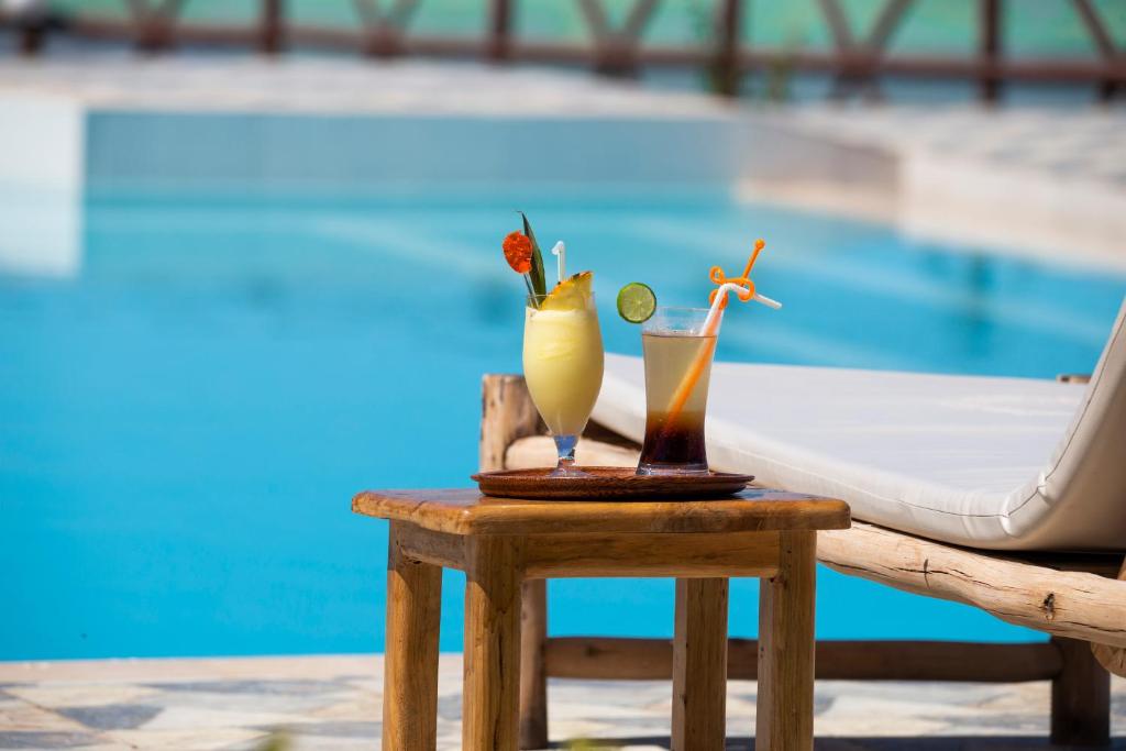 Bazén v ubytování Mahi Mahi Beach Hotel nebo v jeho okolí