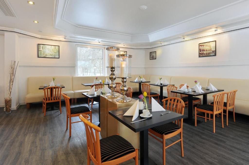 Ambassador Parkhotel - Resim 18