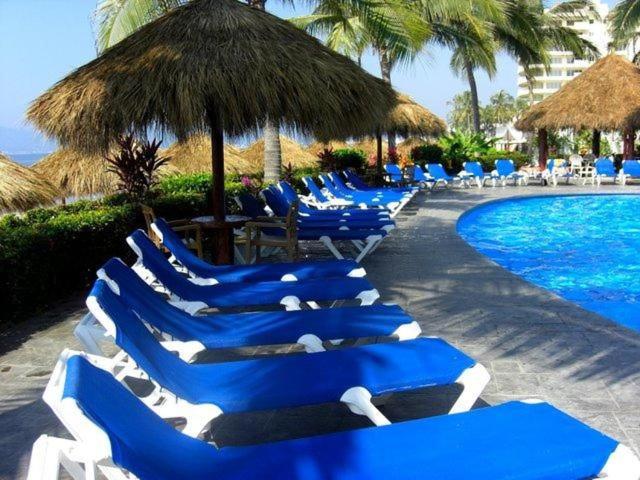 2 Br Five Star Playa Royale Residences Building
