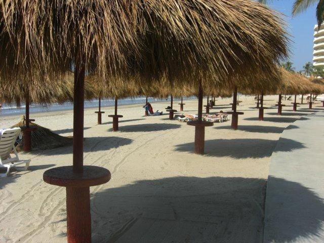 2 Br Five Star Playa Royale Residences Building