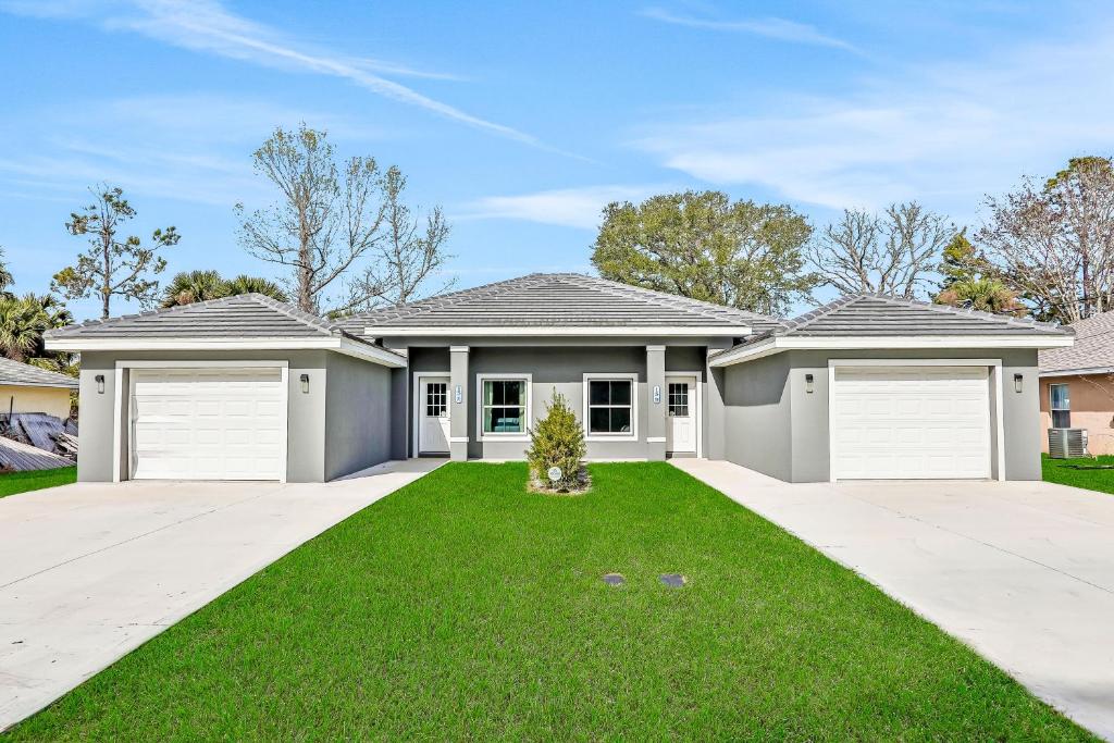 The SeaBreeze Villas A & B, Palm Coast (updated prices 2024)