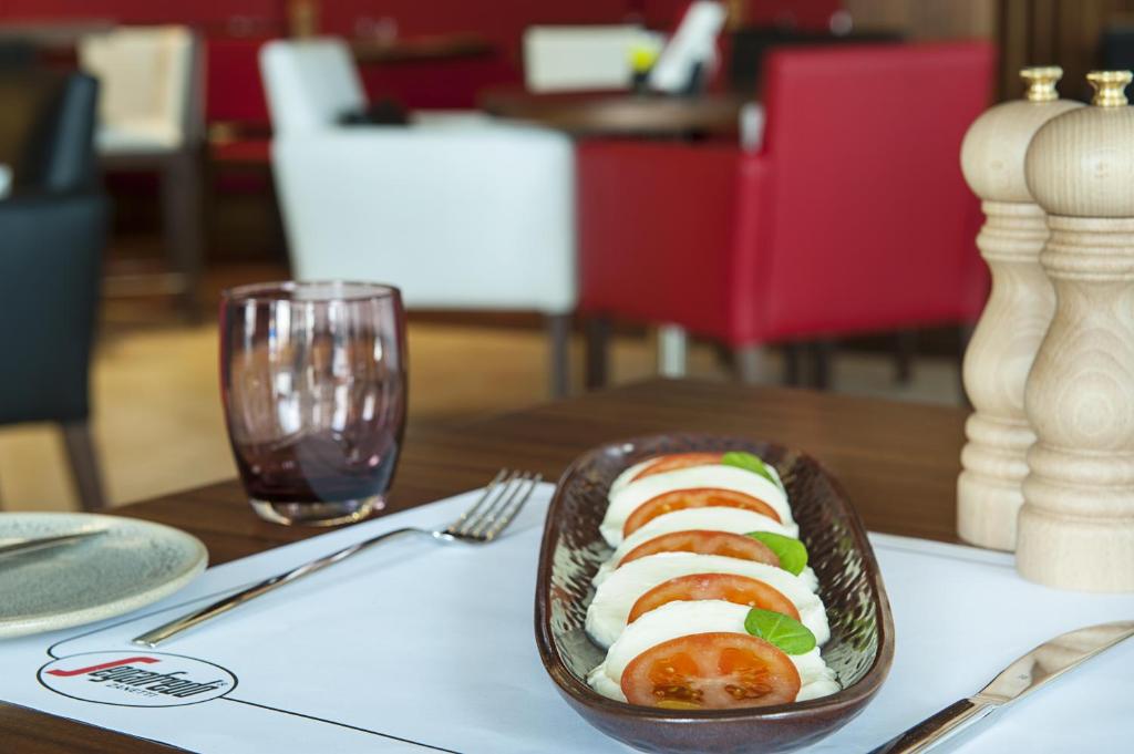 DAMAC Maison Cour Jardin - Resim 15