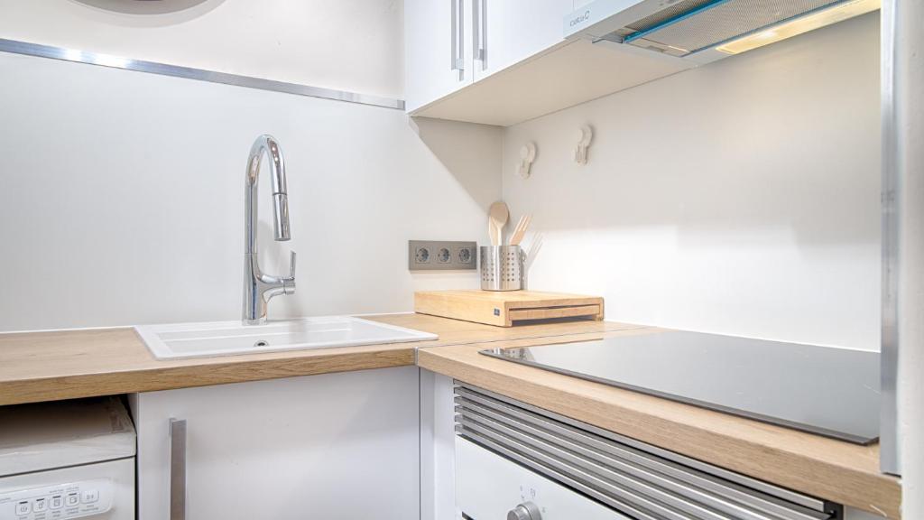 Kuchyň nebo kuchyňský kout v ubytování Saplan Real Estate CARLAC