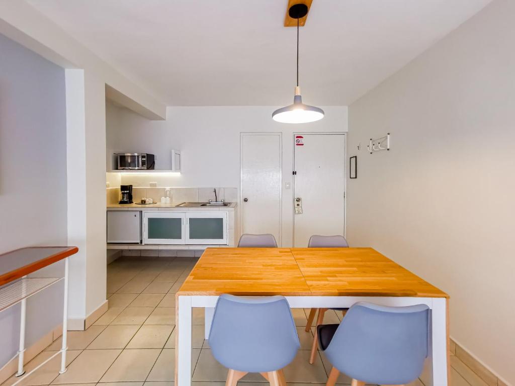 Kuchyň nebo kuchyňský kout v ubytování Balcon del Alferez