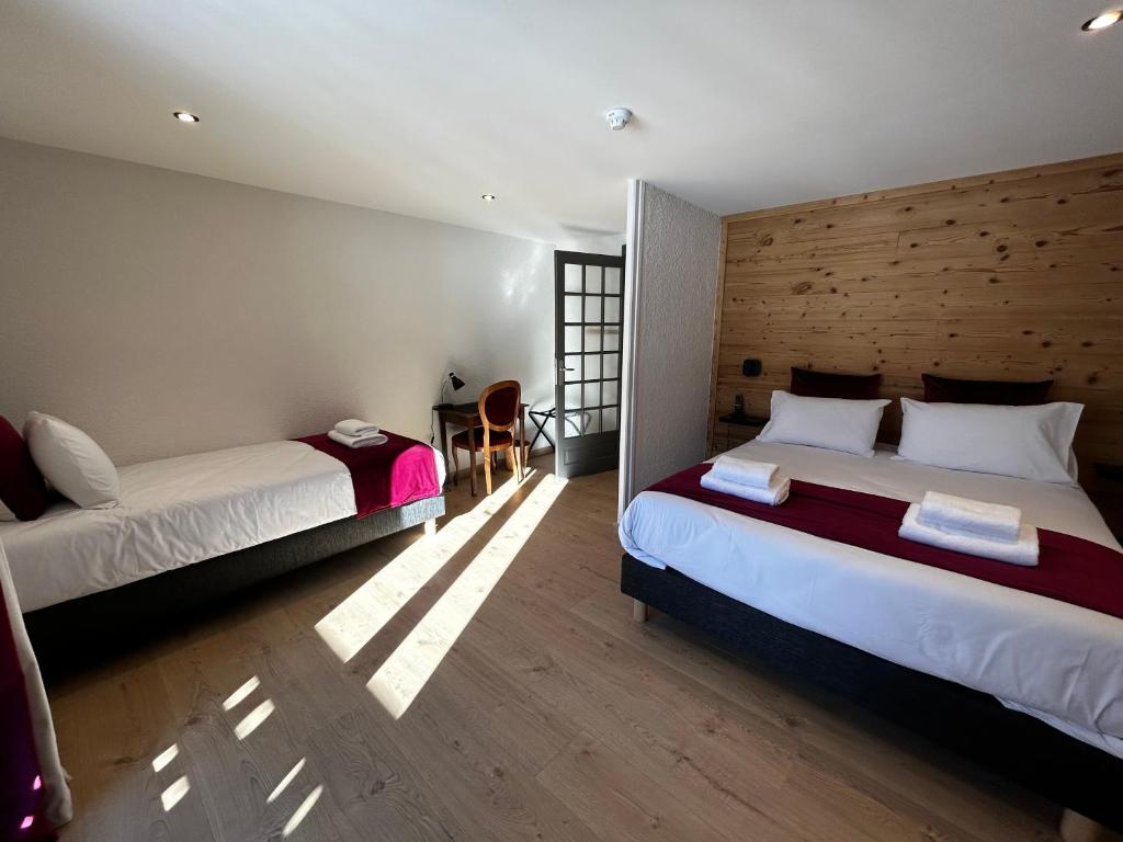 Hôtel Restaurant Le Madame - 山景三人间