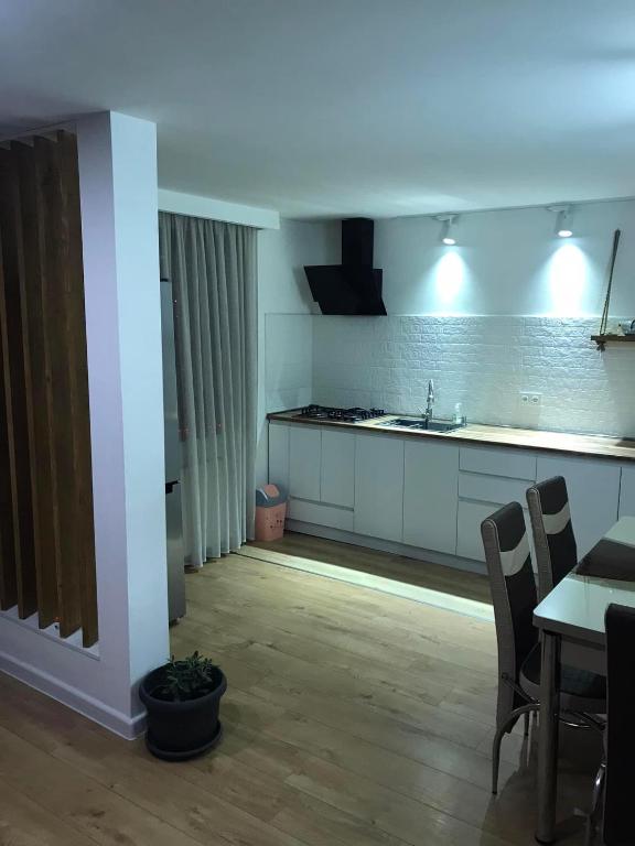 Kuchyň nebo kuchyňský kout v ubytování Friendly House