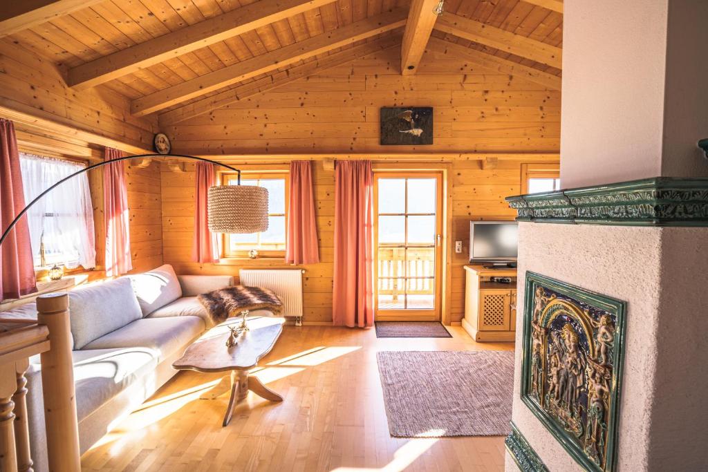 Posezení v ubytování Chalet Obenland Panorama Aussicht Kitzbühler Alpen