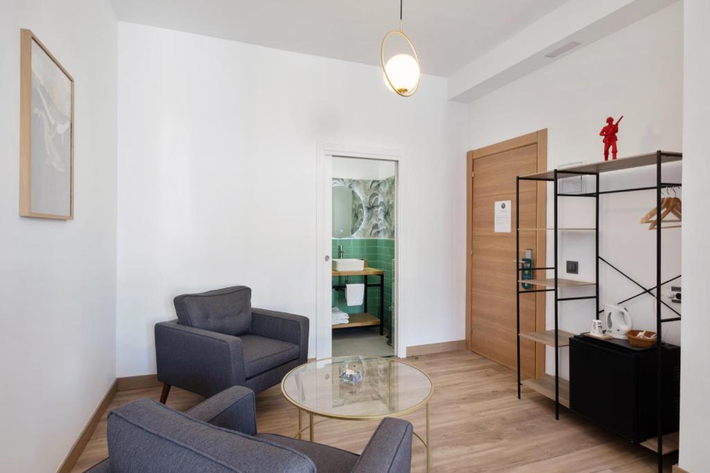 Posedenie v ubytovaní Malaga City Suites