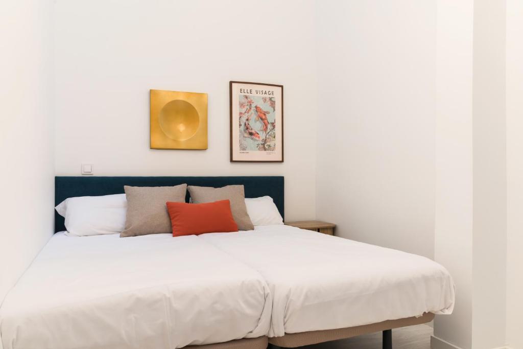 Postel nebo postele na pokoji v ubytování Acogedor y Comodo apartamento Madrid A/C