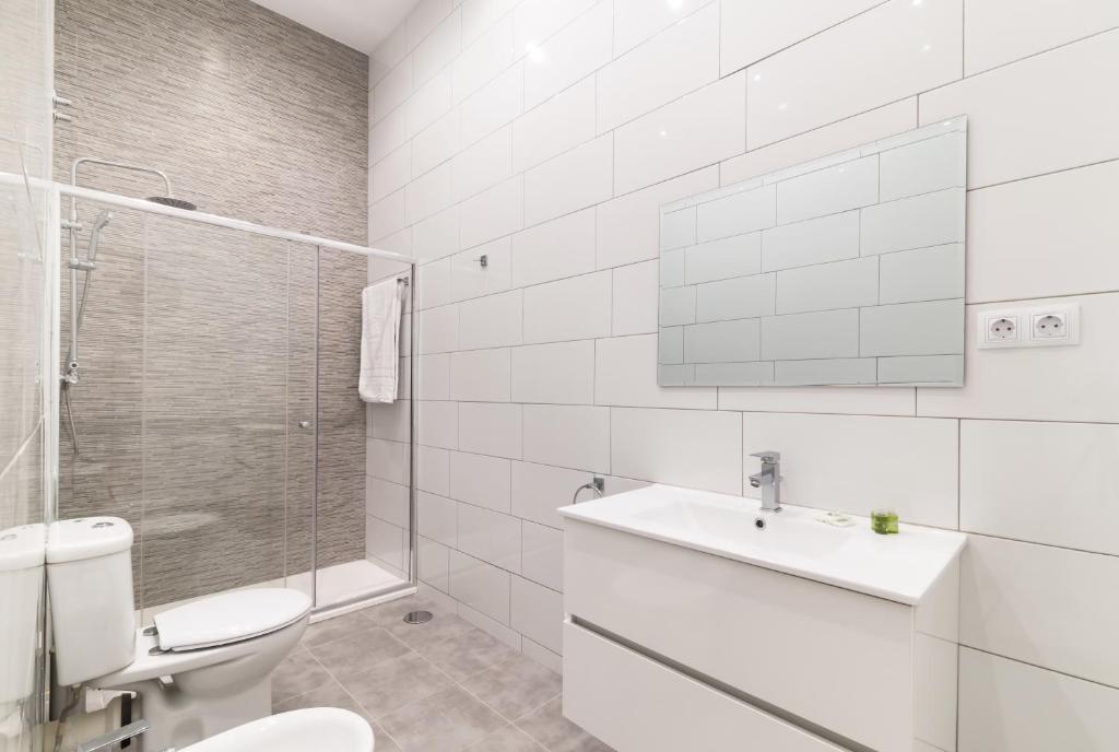 Koupelna v ubytování Acogedor y Comodo apartamento Madrid A/C