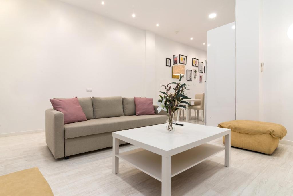 Posezení v ubytování Acogedor y Comodo apartamento Madrid A/C