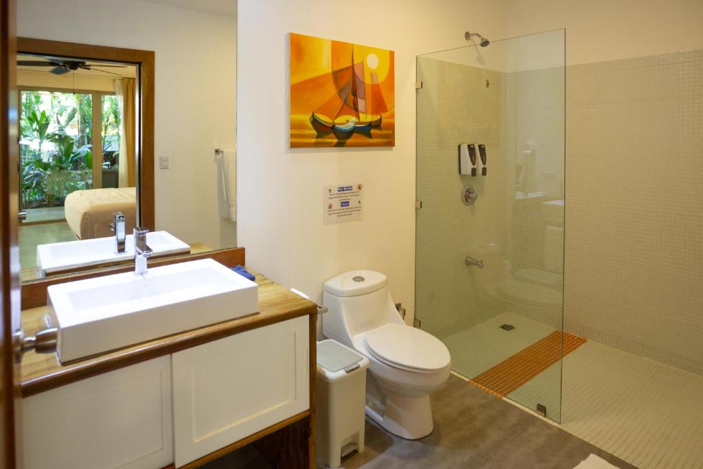 Koupelna v ubytování La Vela Boutique Hotel