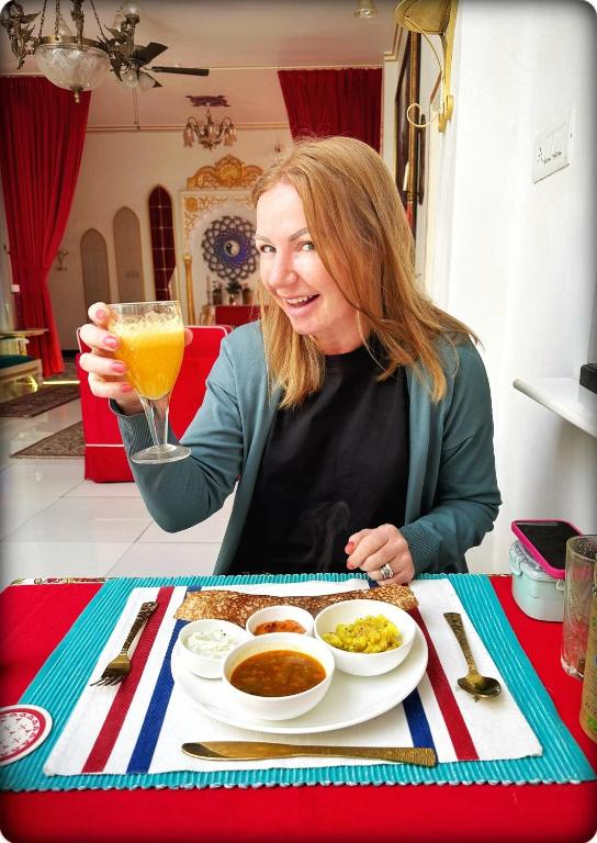 Nápoje v ubytování The Royal Hermitage - Best Luxury Boutique Hotel Jaipur