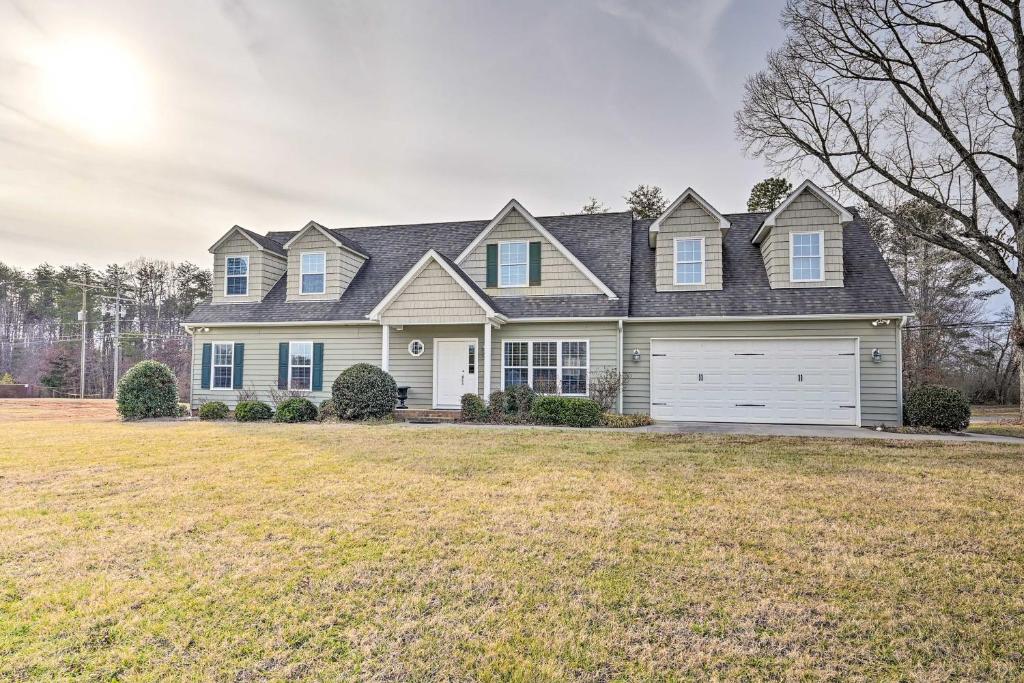 Holiday home Stokesdale Vacation Rental with Game Room!, USA