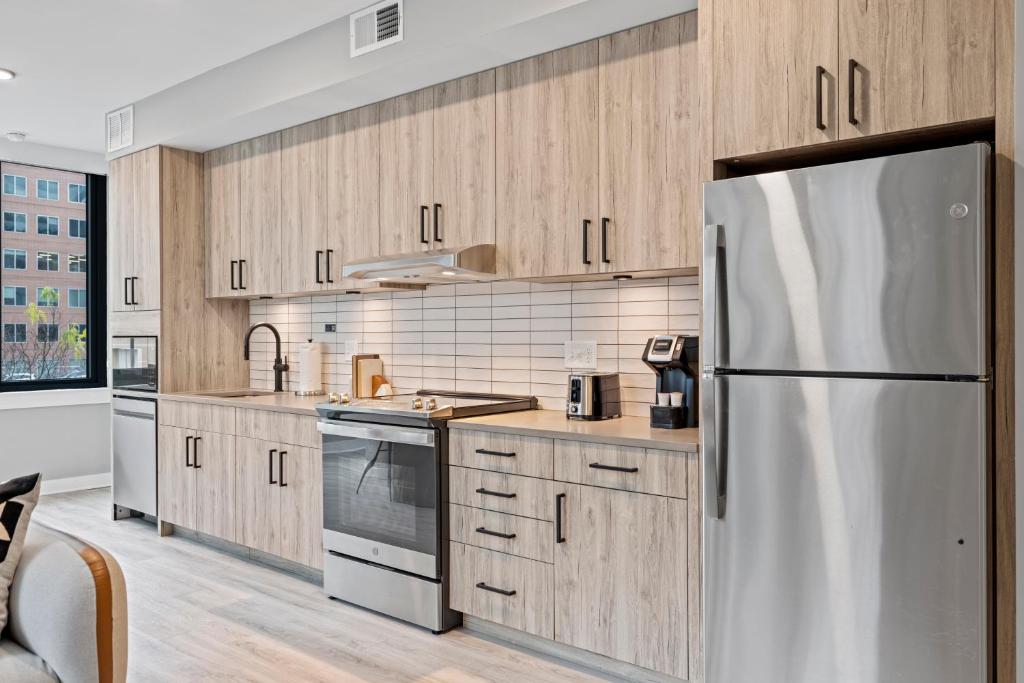 Coda on Half, a Placemakr Experience - Navy Yard - Two-Bedroom Apartment