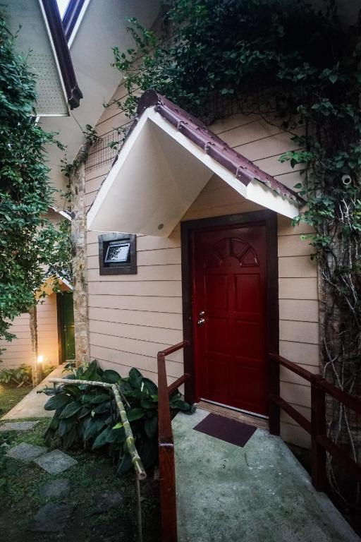 Tagaytay Foothills Cherimoya Farm Staycation - Deluxe Doppel- Oder Zweibettzimmer