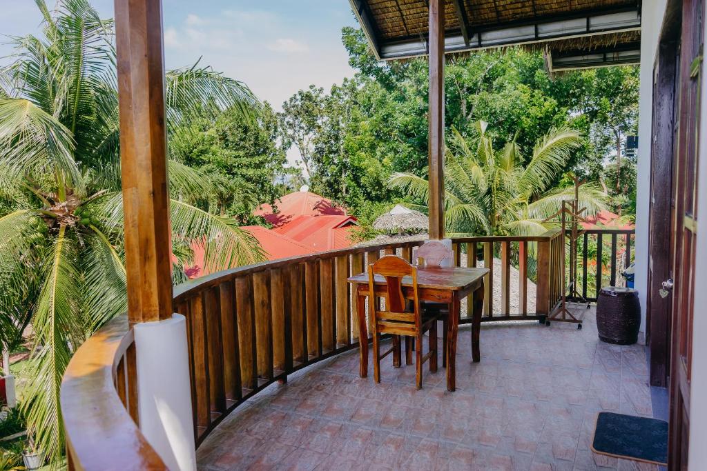 Rõdu või terrass majutusasutuses Palmera Palma Top Floor