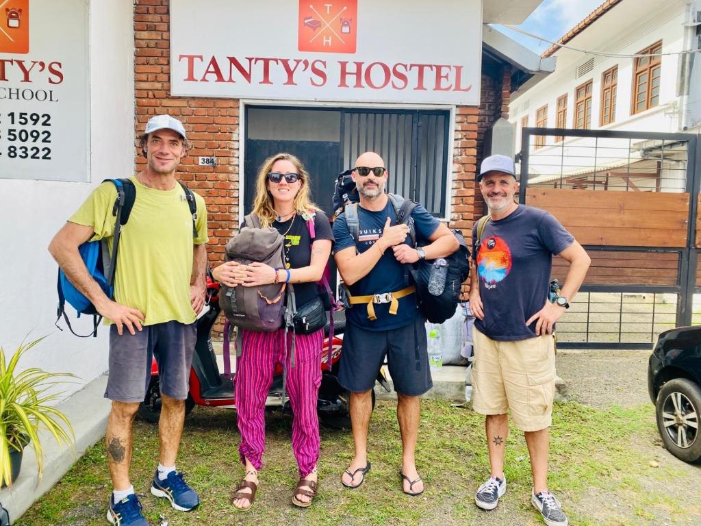 Hosté ubytování Tanty’s Hostel