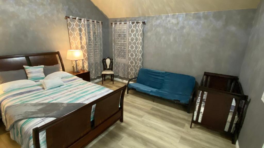 Beautiful peaceful desirable home in Madera Rancho photo