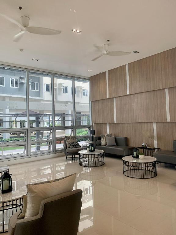CMF international premuim property - Hizvo