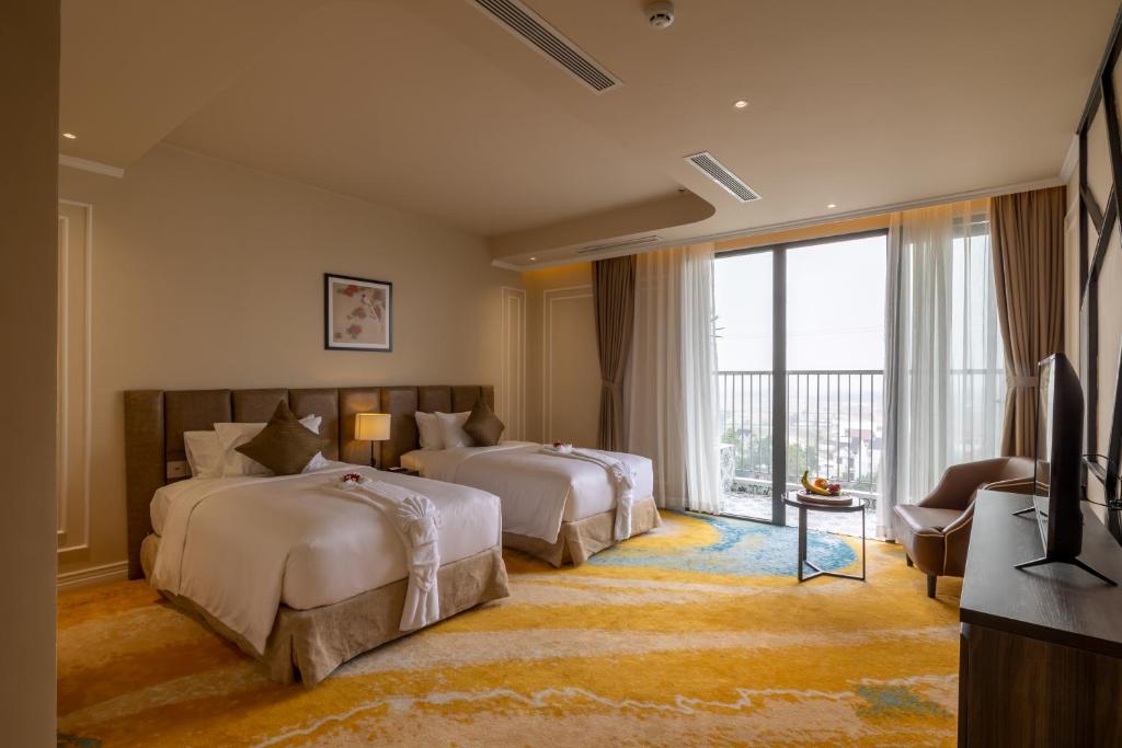 La Vela Hue Hotel - 8