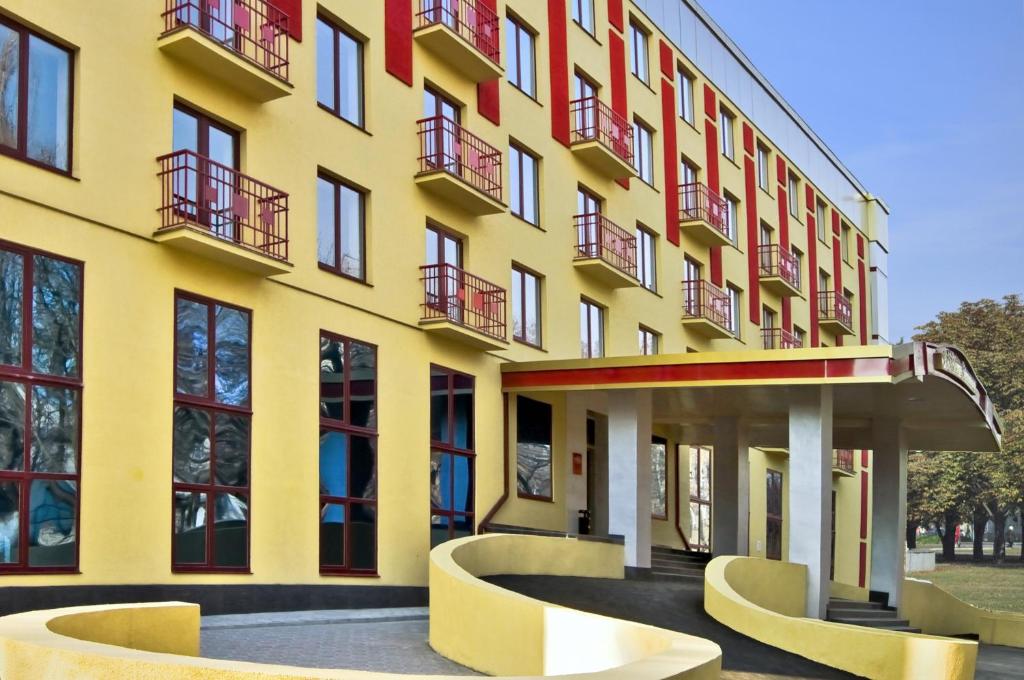 Budova, v ktorej sa hotel nachádza
