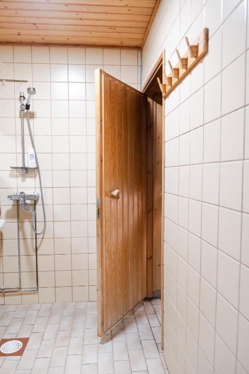 Kylpyhuone majoituspaikassa Lepikko - Helppoa majoitusta, Easy accommodation