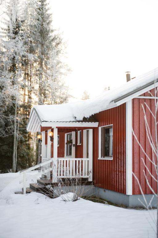 Lepikko - Helppoa majoitusta, Easy accommodation talvella