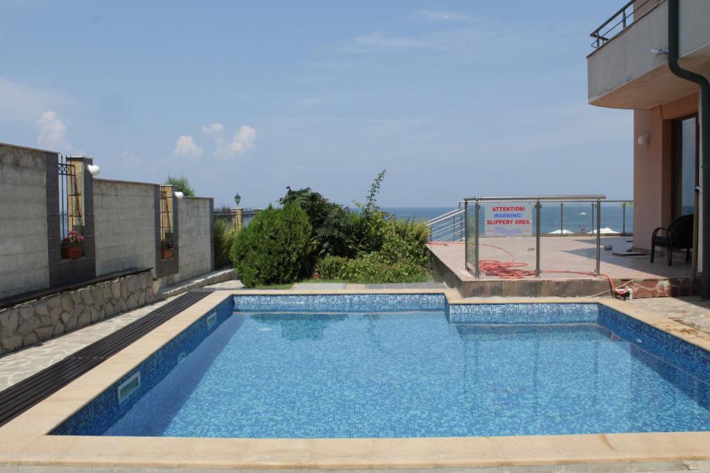 Bazén v ubytování Barex Family Hotel nebo v jeho okolí