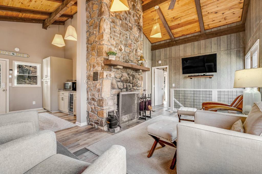 Shagbark Chalet, Beech Mountain Updated 2024 Prices