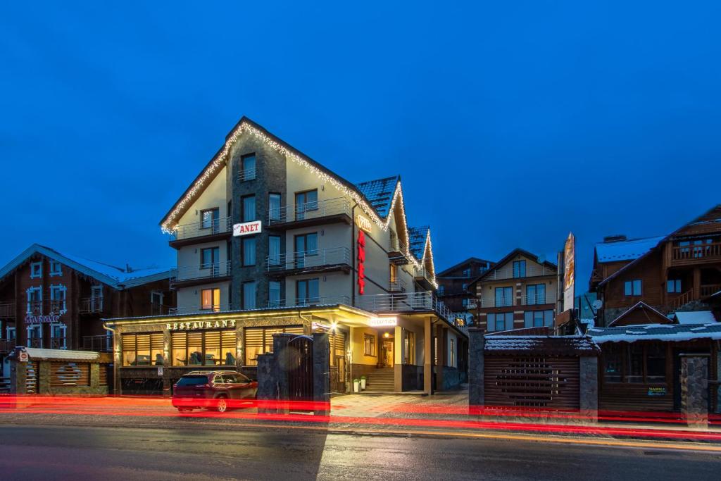 Το κτήριο όπου στεγάζεται  το ξενοδοχείο