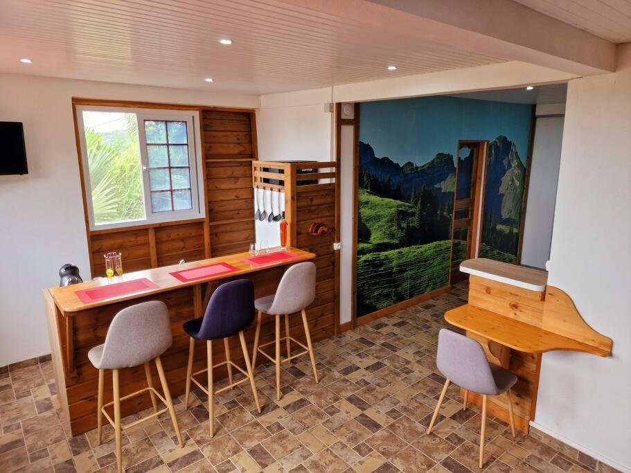 HillView Studio, La Trinité (updated prices 2024)