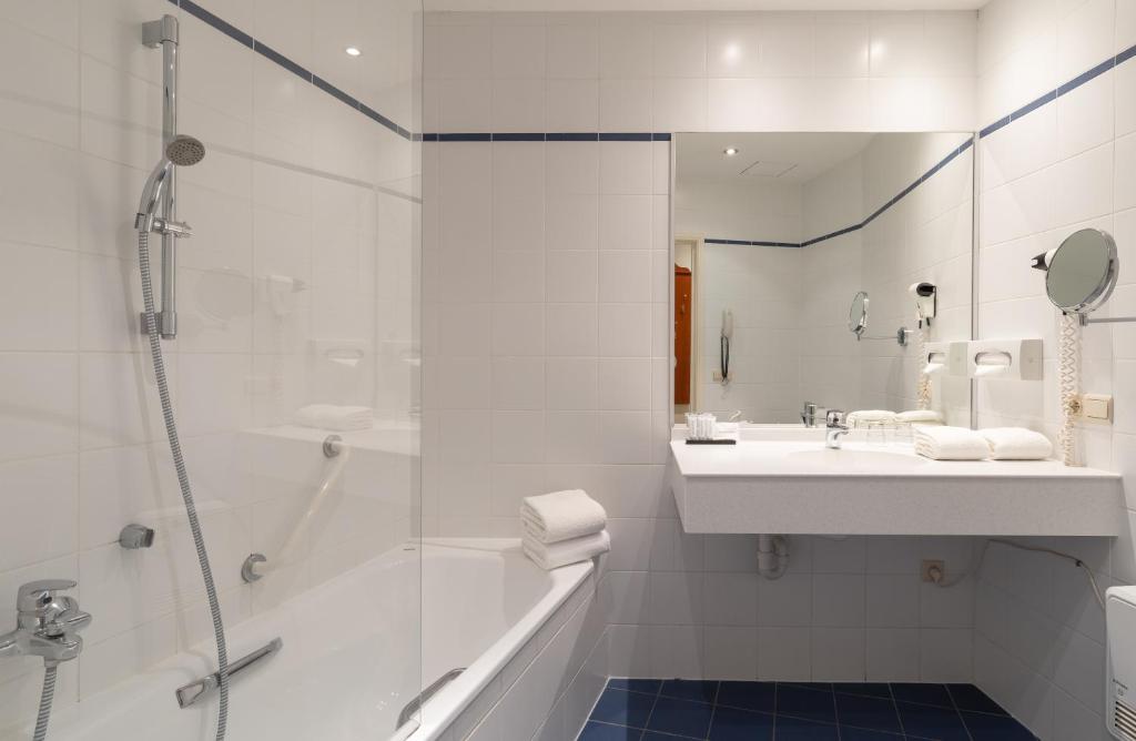 Rosenburg Hotel Brugge - Resim 25