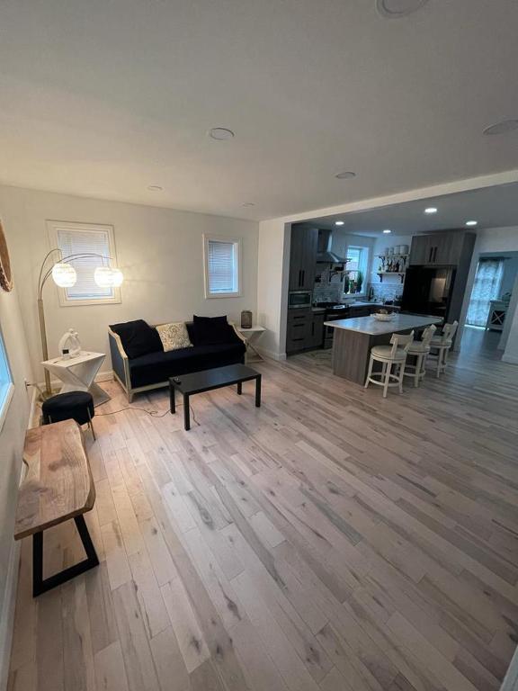 Luxury apartment near UBS Arena, Elmont (updated prices 2024)