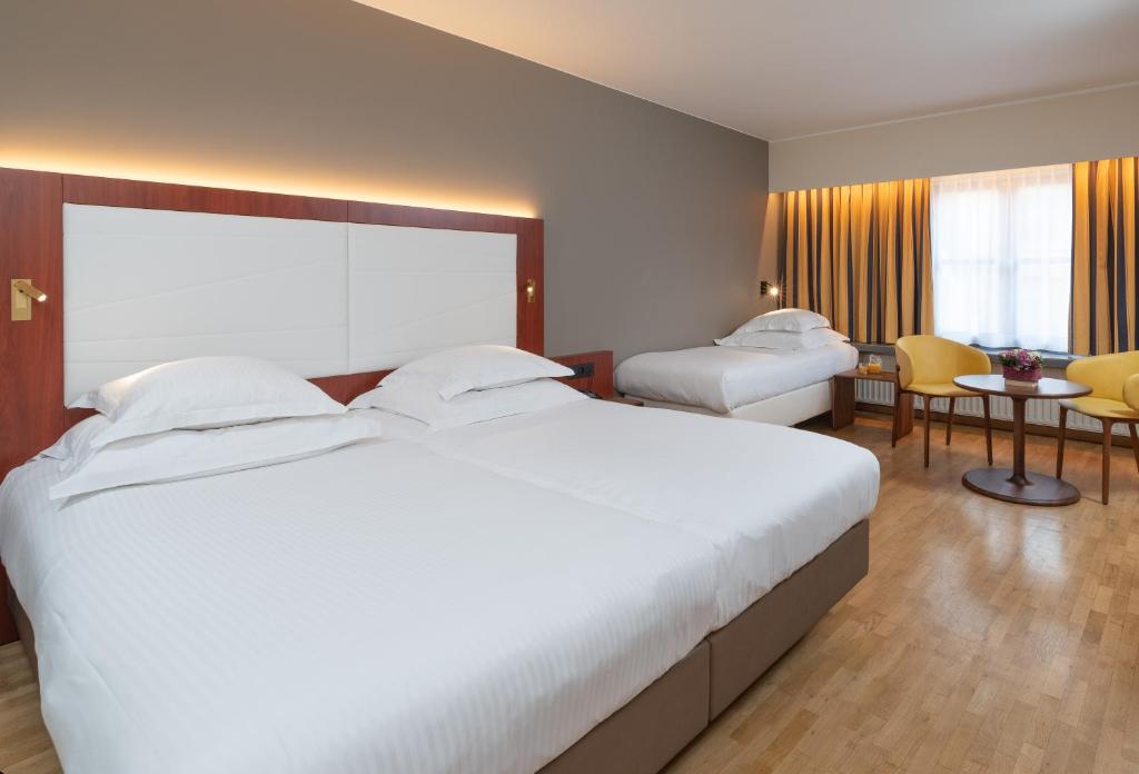 Rosenburg Hotel Brugge - Resim 32