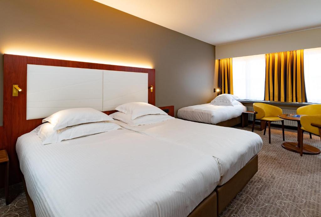 Rosenburg Hotel Brugge - Resim 41