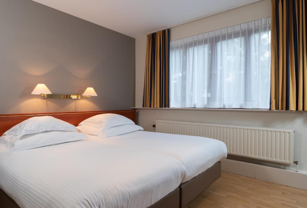 Rosenburg Hotel Brugge - Resim 44