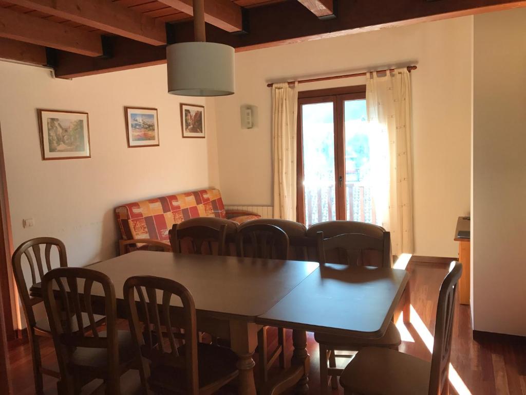 Posezení v ubytování Apartament Dúplex de Can Bota Avet-p