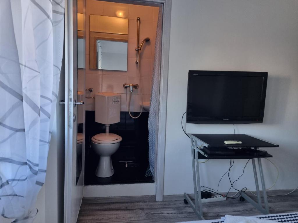 Guest House Roki & Diva - 11