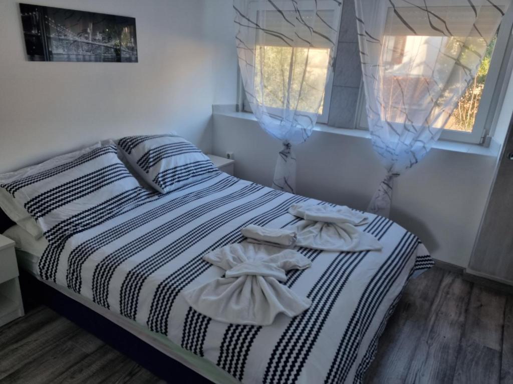 Guest House Roki & Diva - 12