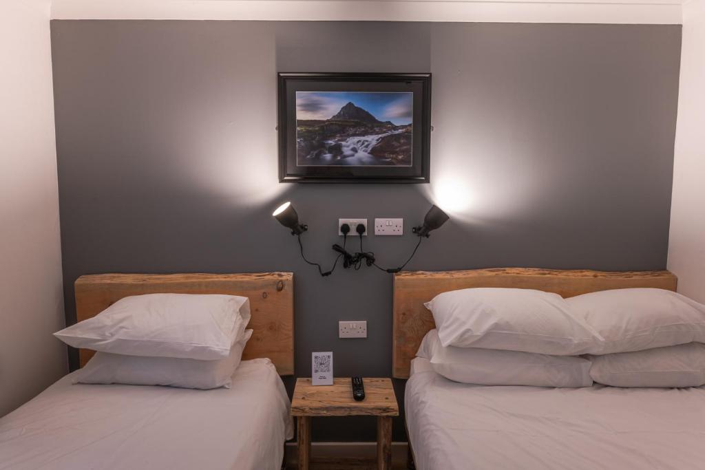 Postel nebo postele na pokoji v ubytování Roam West